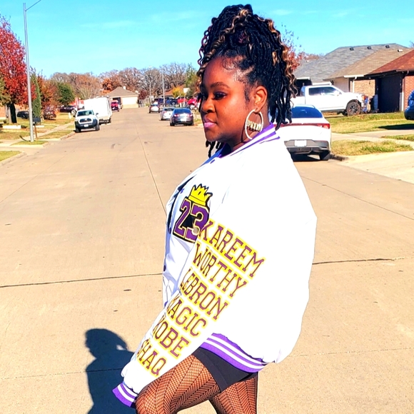 🦁Lakers Custom Jacket🦁 - Picture 4 of 5